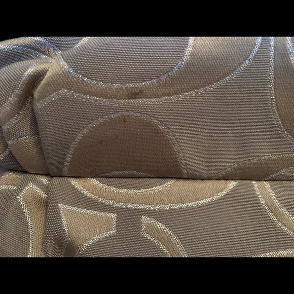 Coach - Picture 8 of 8